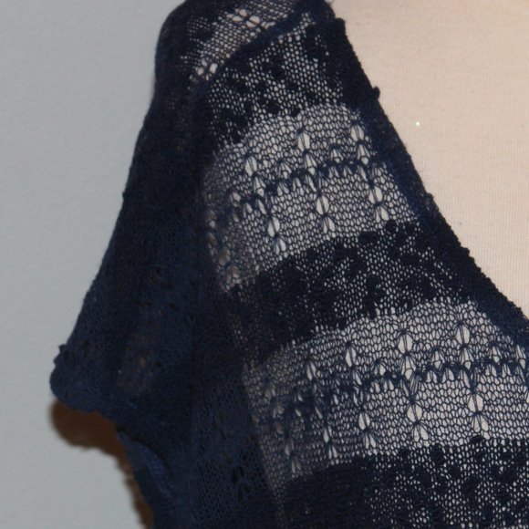 Cato 18W 20W Navy Sheer Top EUC - Picture 2 of 6